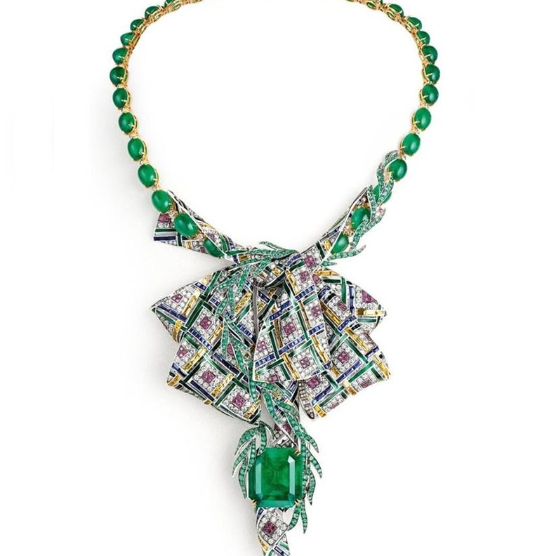 عقد من غرافGraff 