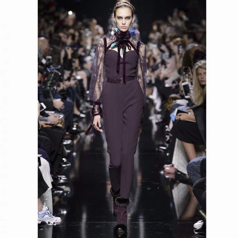 الجمبسوت للسّهرات من أجمل اختياراتك