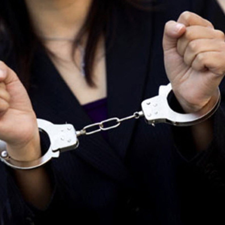 نشالة تغافل امرأة بلندن وتسطو على حقيبتها