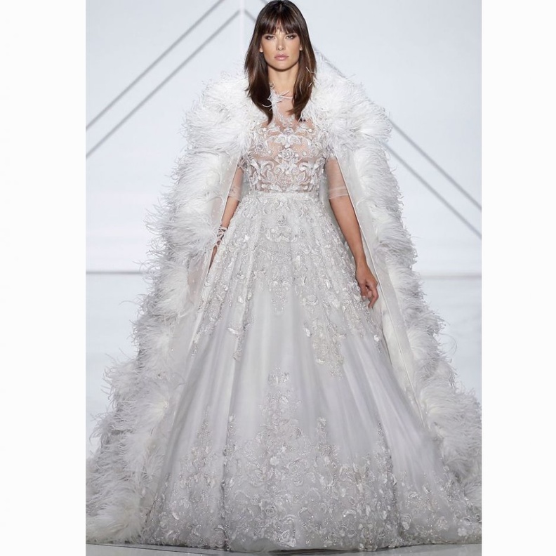 من مجموعة ريم عكرا لربيع 2018 فستان عرس