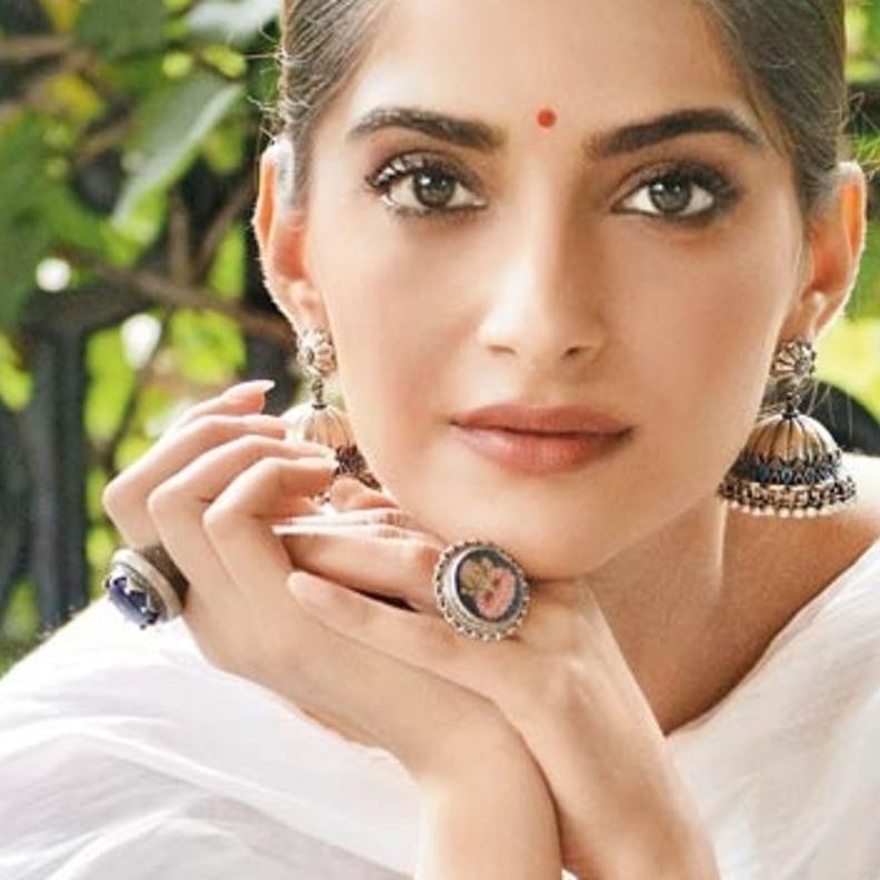 سونام كابور تخطط لافتتاح أول متجر لها في مومباي