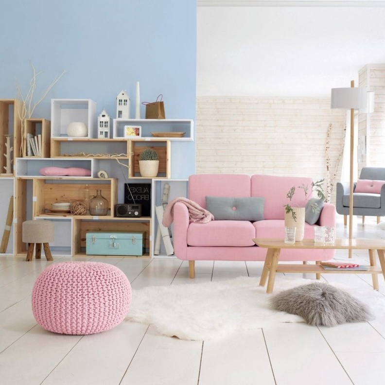 غرفة جلوس مودرن بألوان الباستيل