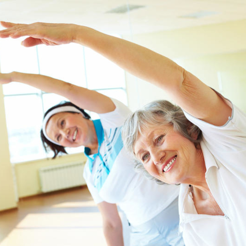 اليوغا تفيد النساء في سن اليأس