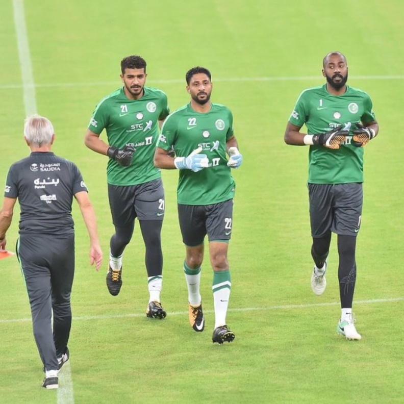حراس منتخب السعودية في كأس العالم يبدءون معسكرا خاصا في ألمانيا