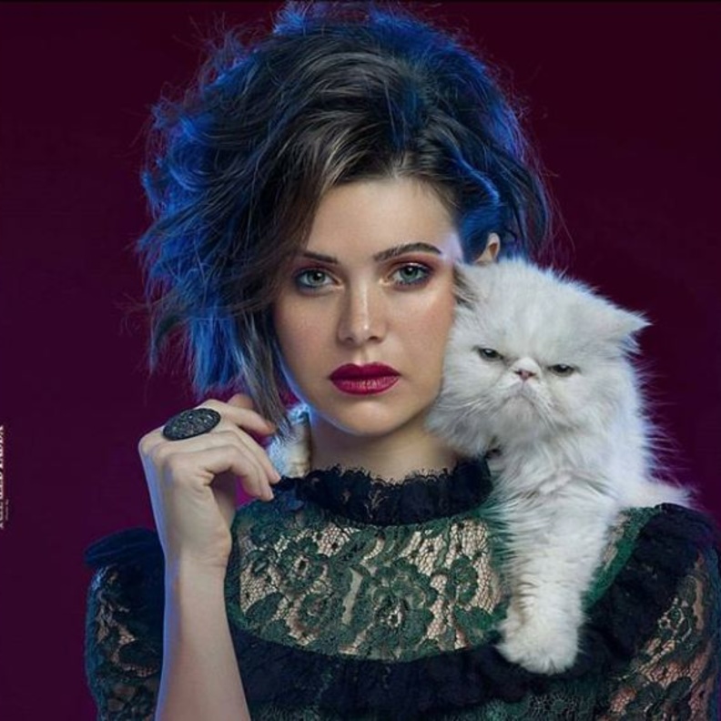 يسرا اللوزي 2018