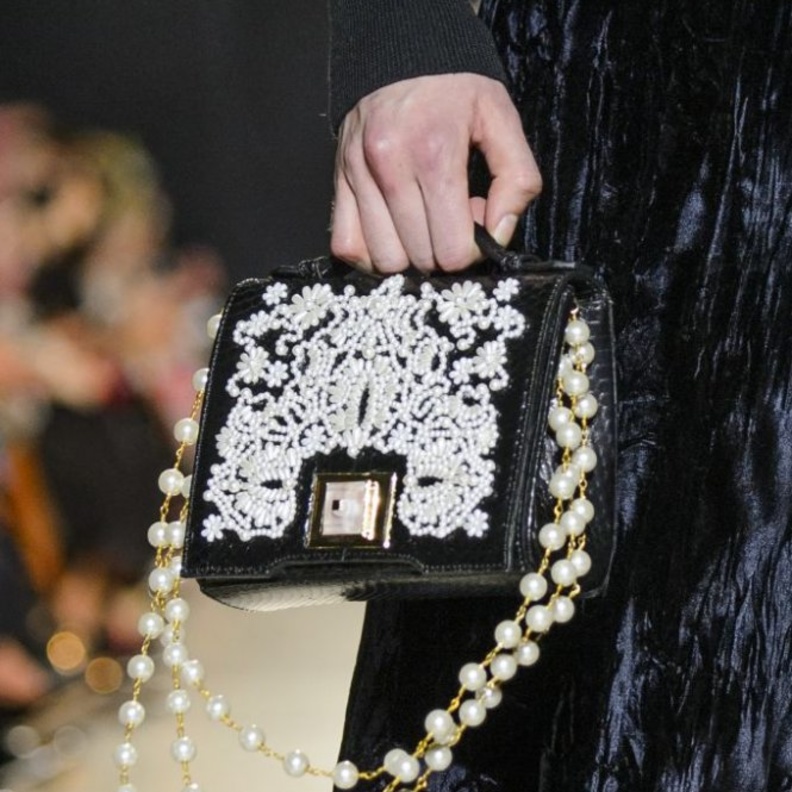 شنط صغيرة للسهرات