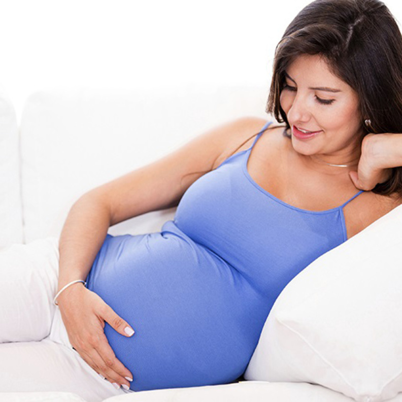 اهم الفيتامينات للحامل في الشهور الاولى