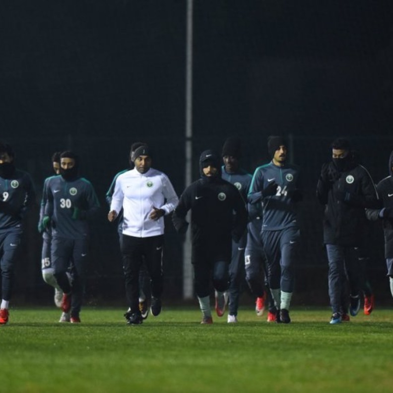 مدرب المنتخب السعودي الأولمبي يشيد بلاعبيه