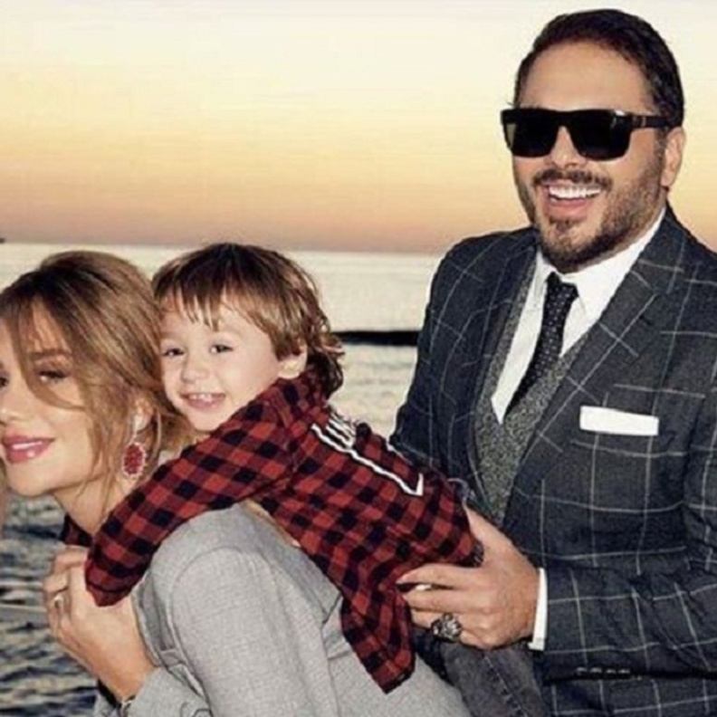 رامي عياش وزوجته وابنه ارام