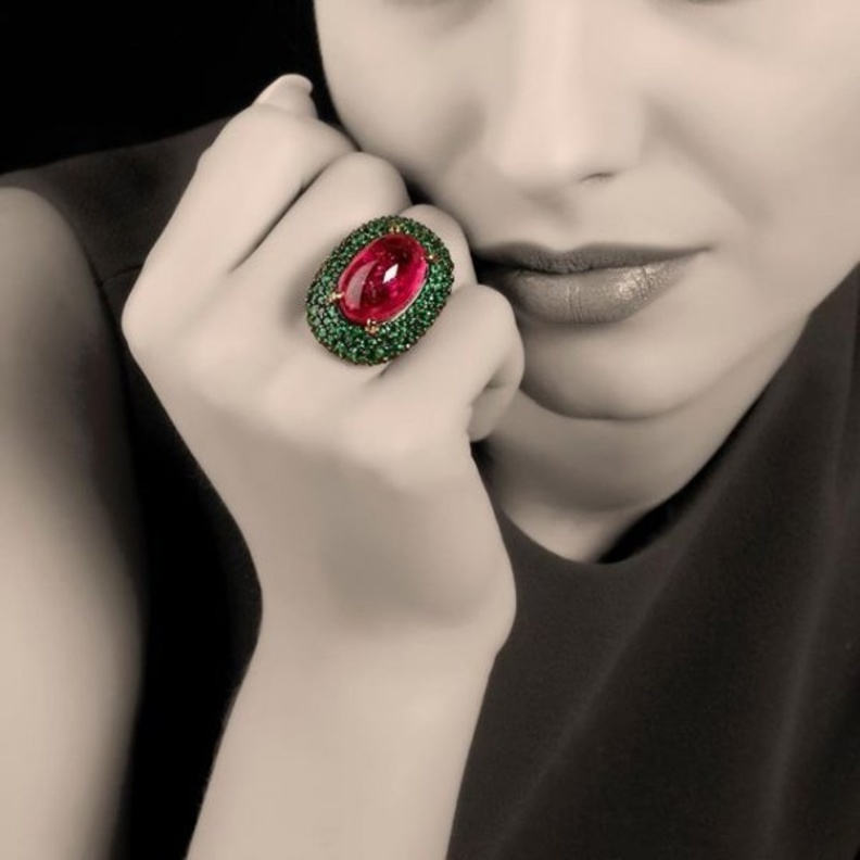 خاتم من بياجيه