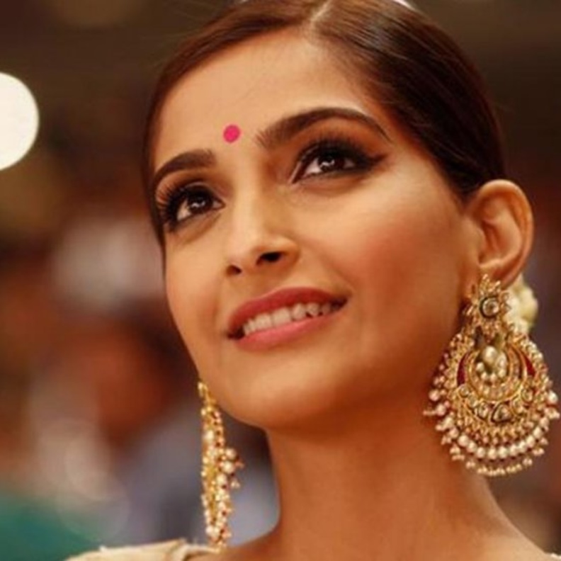 سونام كابور