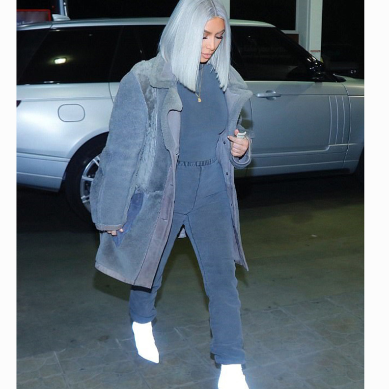 كيم كاردشيان بالسراويل الرياضية