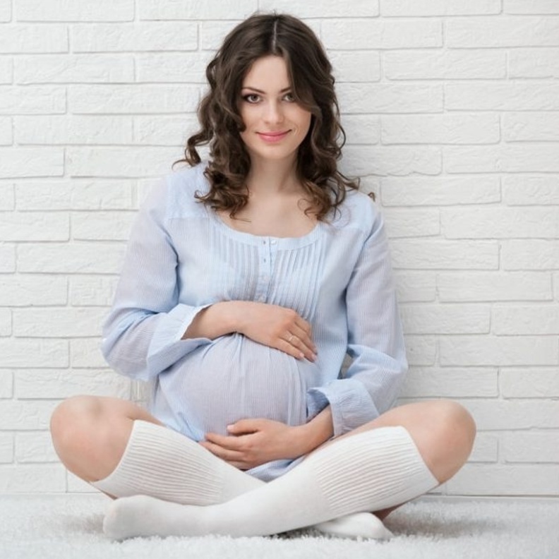 كيف تقوين علاقتكِ بجنينكِ خلال رحلة الحمل