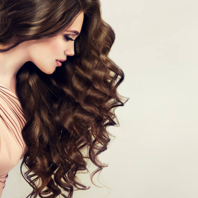 تعرفي على فوائد المايونيز للشعر المجعد