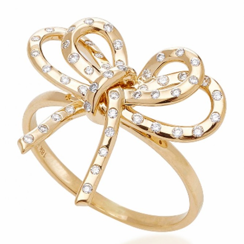 اسوارة من برنت نيل Brent Neale