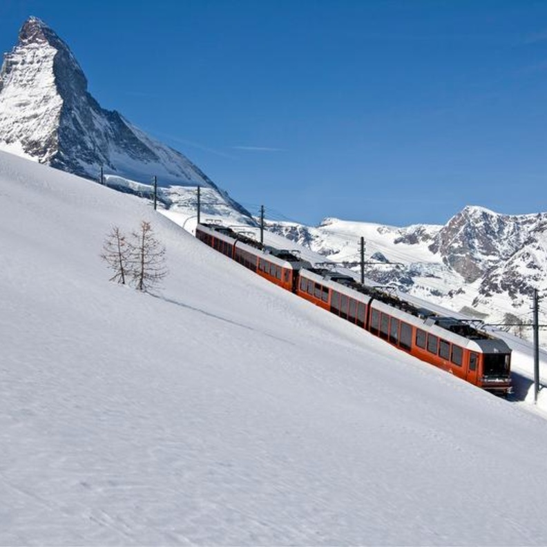 قطار Trans Siberian الشهير