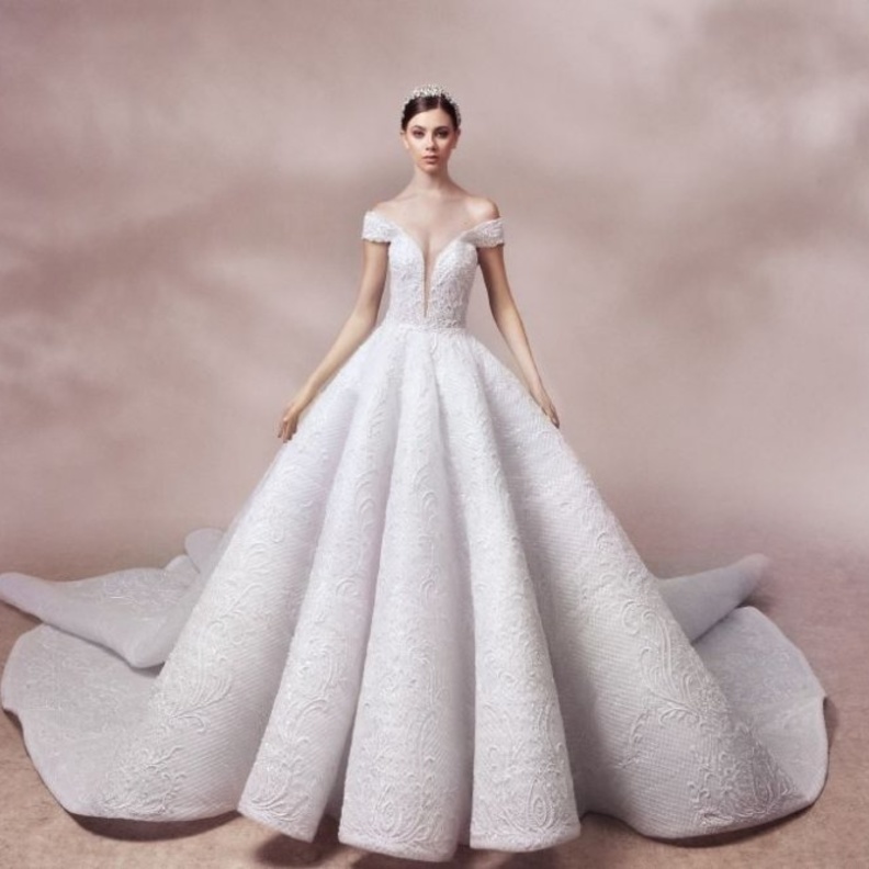 اجمل فستان زفاف للمُصمّم نجا سعادة