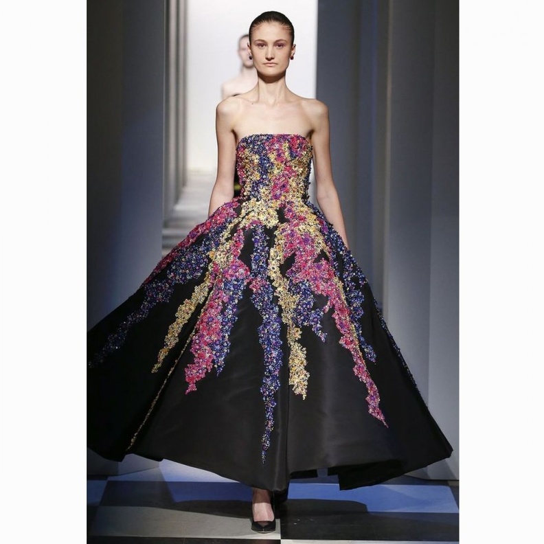 فساتين من كريستيان ديور