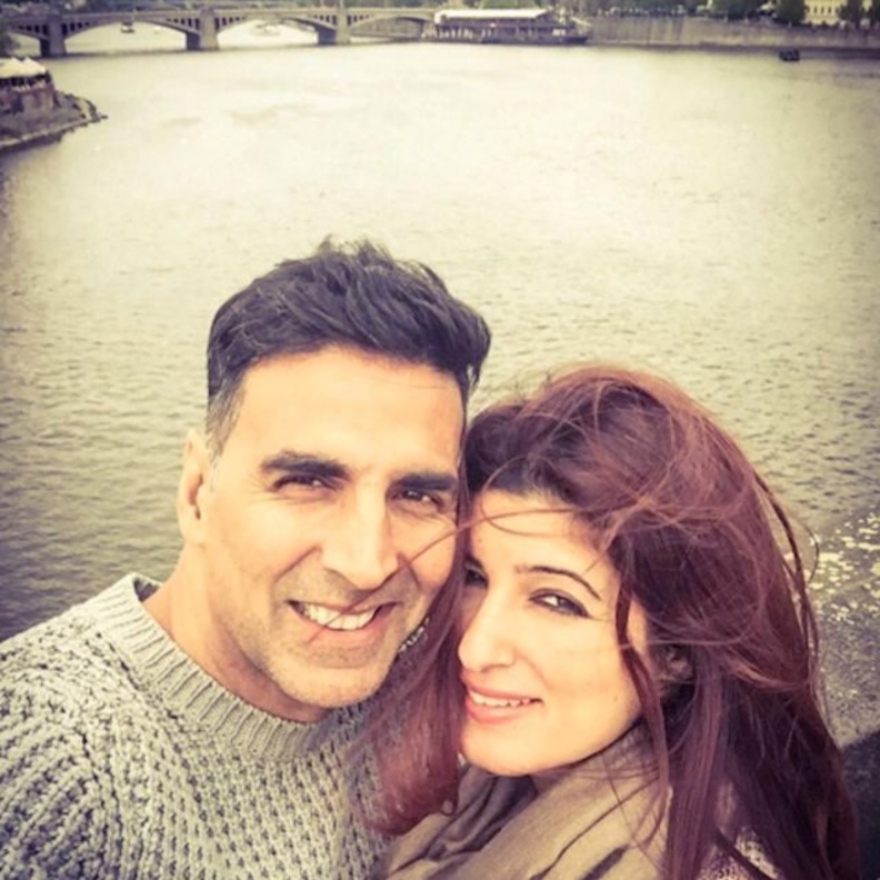 النجم الهندي أكشاي كومار يخاف من زوجته