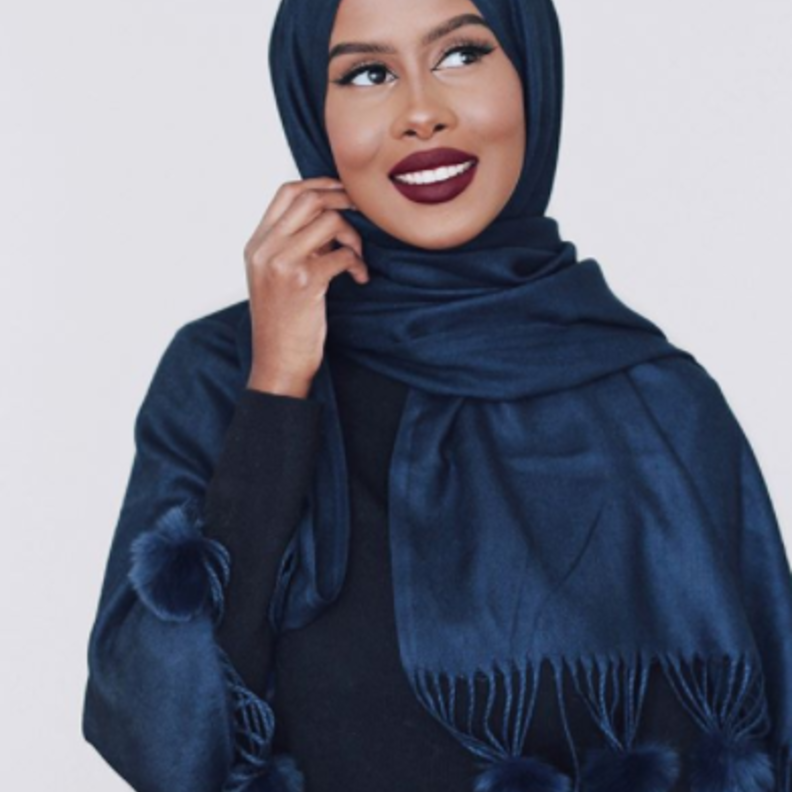 من أجمل الألوان لأصحاب البشرة السمراء