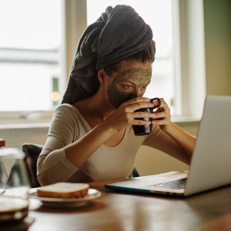 ماسك الطحينة لتوريد البشرة قبل الزفاف