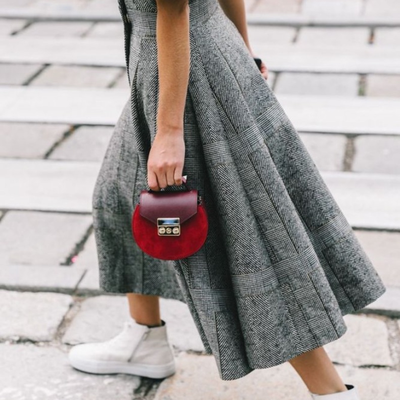 أحذية رياضية طبية للبنات ليوم مليء بالنشاط والراحة