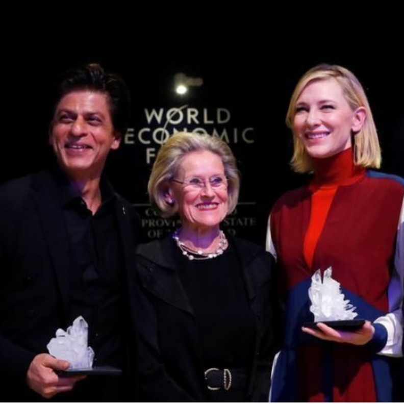 شاروخان وكيت بلانشيت يحصلان على جائزة الكريستال 