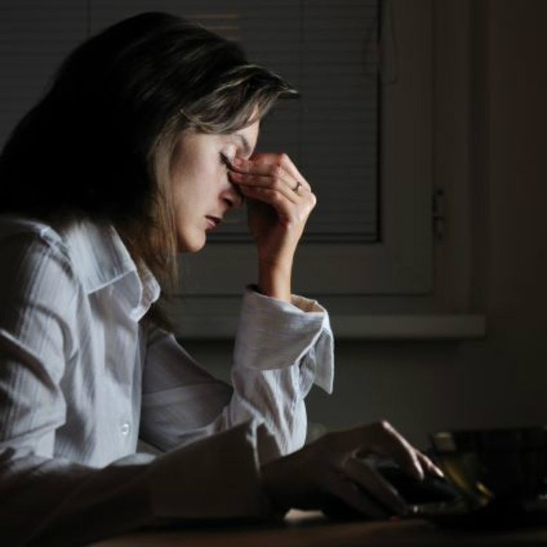  العمل الليلي يعرض صحة النساء للخطر.