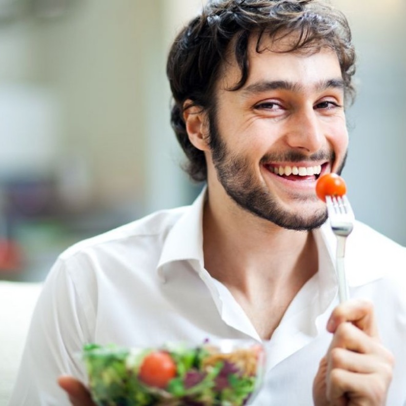 تختلف طرق حرق الدهون من رجل لآخر لذا استشر طبيبك ومدربك