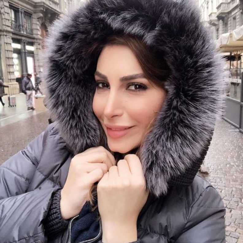 الفنانة يارا 2018