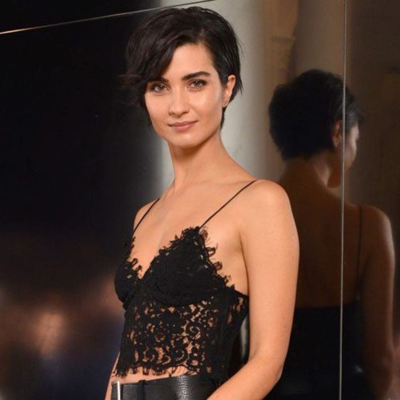 توبا بويوكستون  