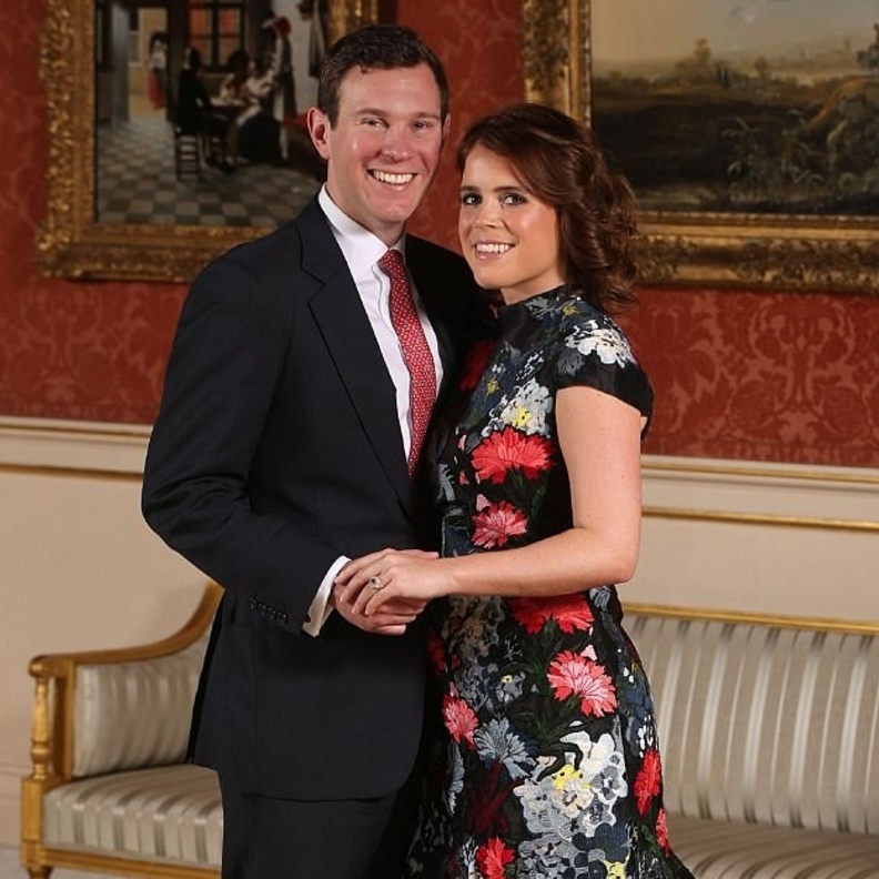 دوقة يورك ظهرت في مناسبات عديدة وهي ترتدي تاج يورك