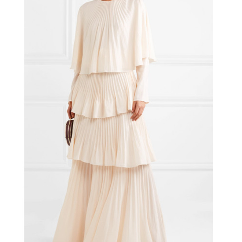 ملابس انيقة و جذابة لجهاز العروس من مجموعة توري بورش Tory Burch