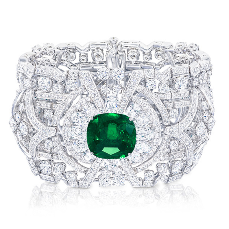 اسوارة من كارتييهCartier  