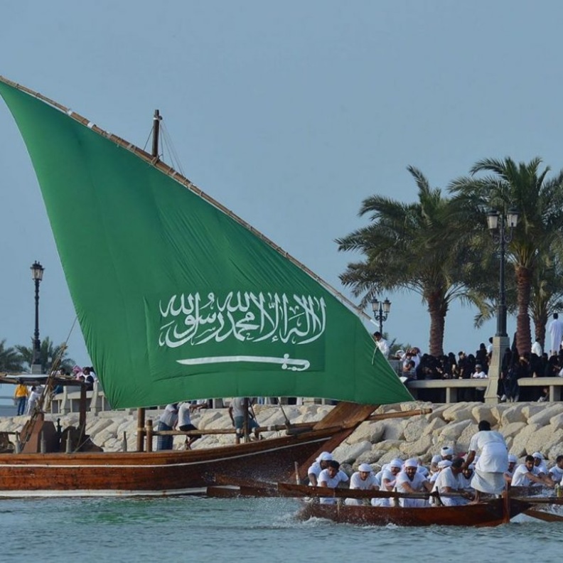 جانب من إحدى الدورات السابقة لمهرجان ساحل عسير للتراث البحري