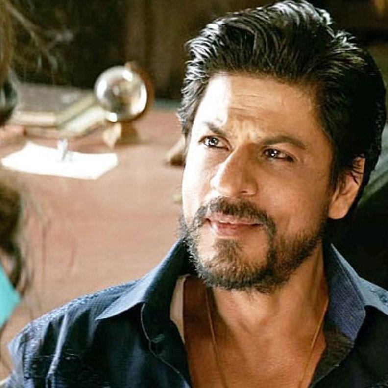 شاروخان يسخر من مظهره في فيلم Raees 