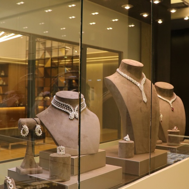 مجوهرات جميل في بيروت 