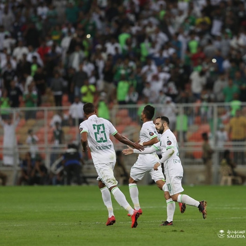 حافظ الهلال على فارق النقطتين الذي يفصله عن الأهلي