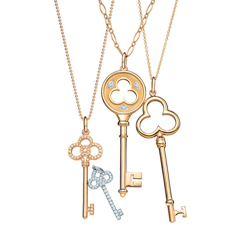 أقراط Paloma Picasso® Loving Heart مع الألماس من الذهب