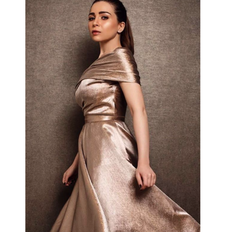 تمتاز تصاميم مريم حليم بالقصّات البسيطة والألوان الراقية