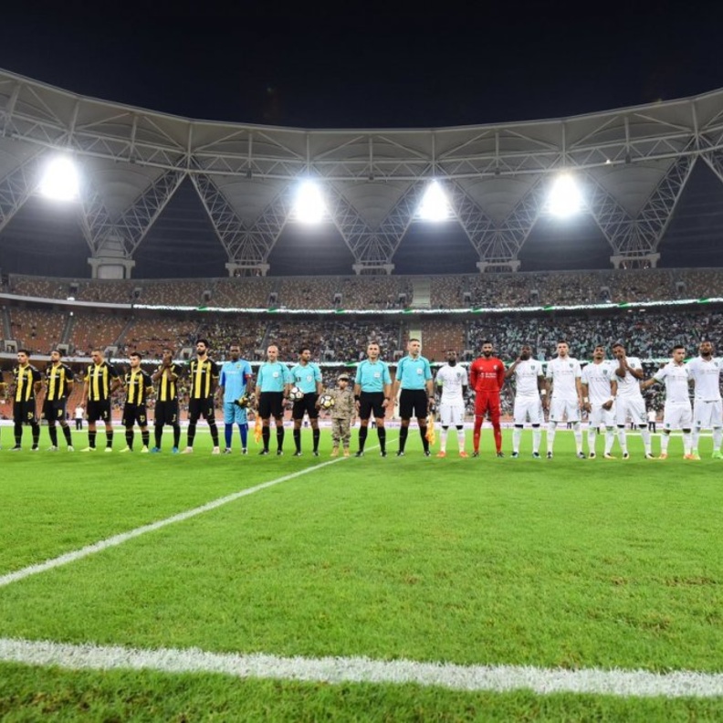 فوز الهلال و تعادل الشباب في الجولة 20