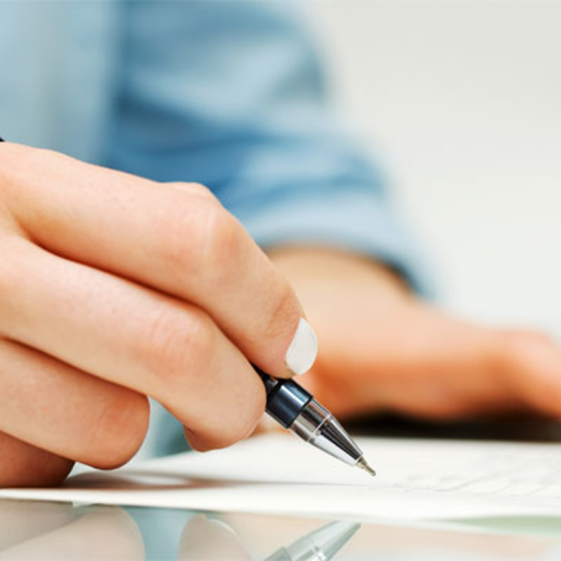 تعرفوا على الدكتورة خيرية السقاف