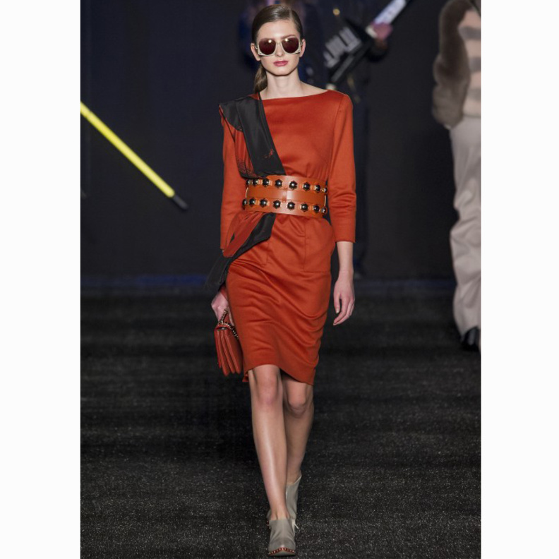 فستان راقي وانيق من badgley mischka