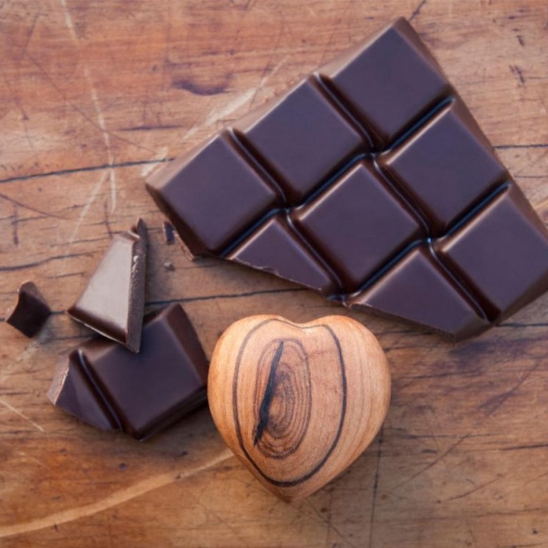فوائد مدهشة لتناول الشوكولاته بمناسبة عيد الحب