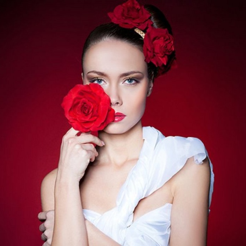 تسريحات للشعر الطويل في عيد الحب