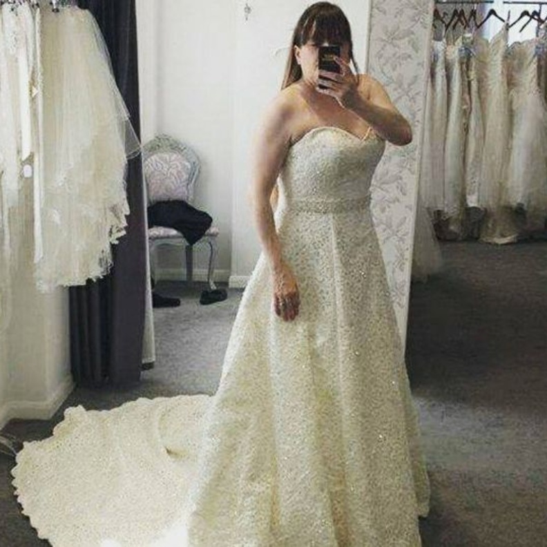 العروسين قبل الانفصال