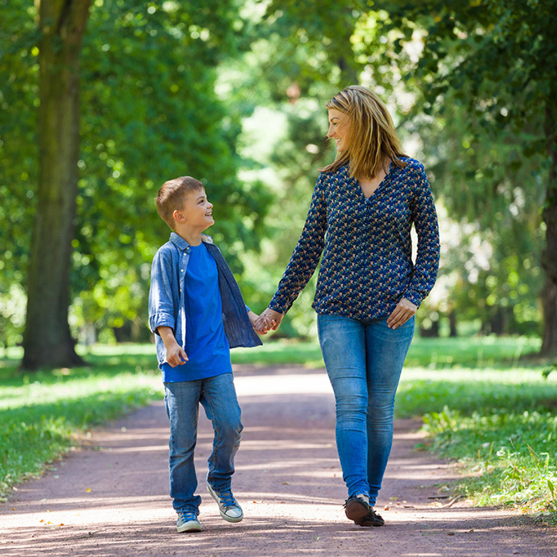 فوائد المشي للاطفال