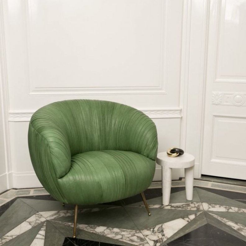 أناقة الرمادي في أرضية المنزل