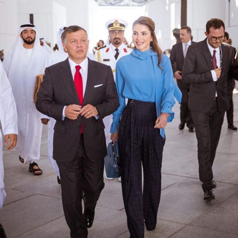 المعروف عن الملكة رانيا دعمها وتشجيعها للمواهب العربية