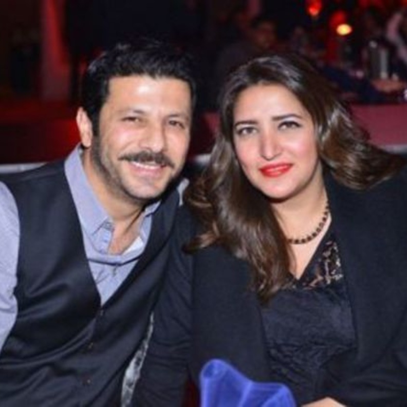 إياد نصار وزوجته